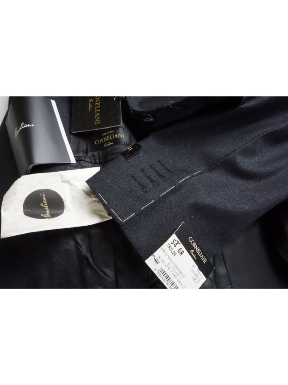 Corneliani Tailor Gray 100% Wool 2 Pc Suit Jacket Pant 44R Brand New